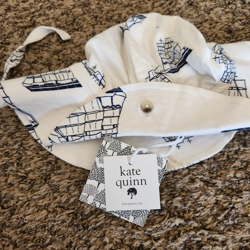 NWT Kate Quinn Hat - Flawed